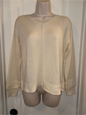 MJ. Watson Cream V-Neck Cozy Pullover Top 100% Cashmere made in Italy